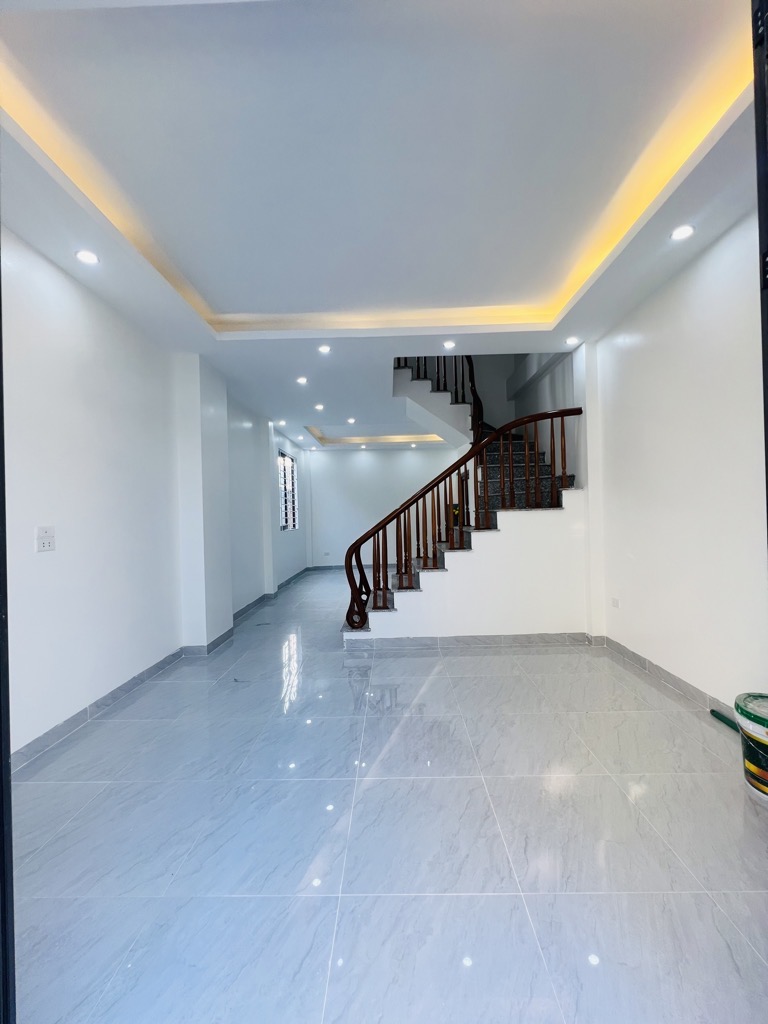 Nhà 4 tầng mới lô góc ở sướng Vĩnh Quỳnh Thanh Trì 4,75 đồng